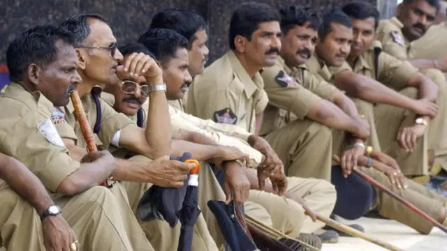 పోలీసులు