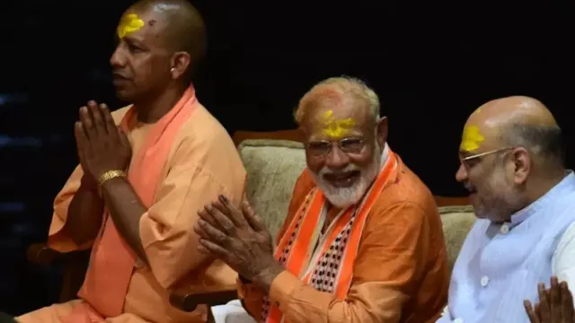 યુપીમાં ભાજપની સતત બીજી વારની ઐતિહાસિક જીત પછી ઘણા જાણકારો સીએમ યોગીની સરખામણી પીએમ મોદી સાથે કરી રહ્યા છે