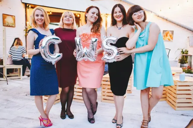 Співзасновниці Creative Women Space (зліва направо) на терасі їхнього простору