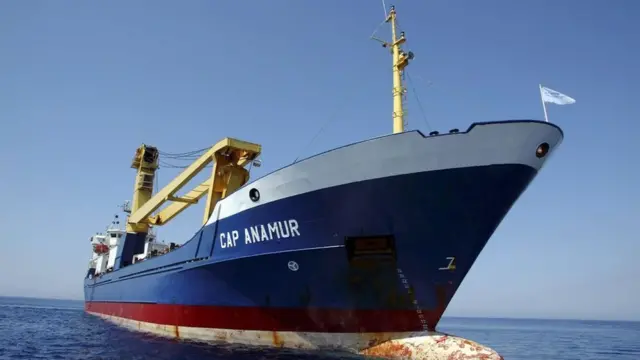 ক্যাপ আনামুর, জার্মানির একটি ত্রান সংস্থার একটি জাহাজ