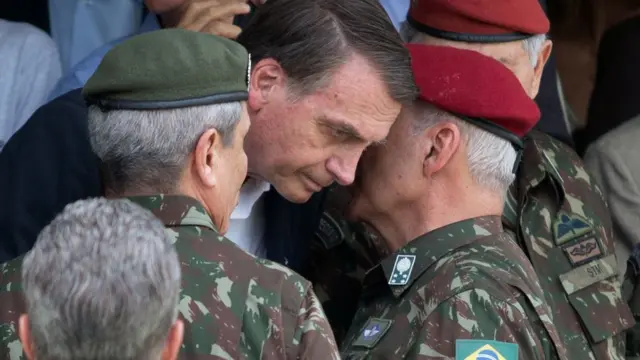 General do Exército Luiz Eduardo Ramos Baptista Pereira e o presidente Jair Bolsonaro