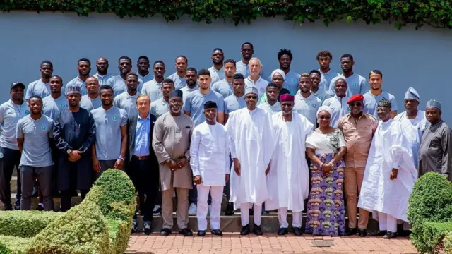 Buhari da 'yan wasan Super Eagles