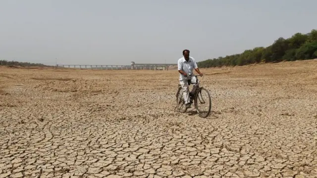 સાબરમતી નદીની તસવીર