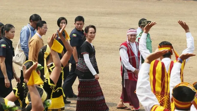 ဒီပဲယင်းအပြင် ရွှေဘိုမှာလည်း လူထုတွေ့ဆုံပွဲလုပ်ဖို့ရှိတယ်လို့ ဆိုပါတယ်။