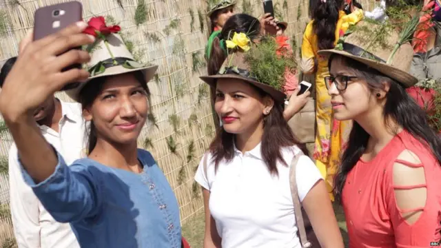 ਚੰਡੀਗੜ੍ਹ ਰੋਜ਼ ਫੈਸਟੀਵਲ