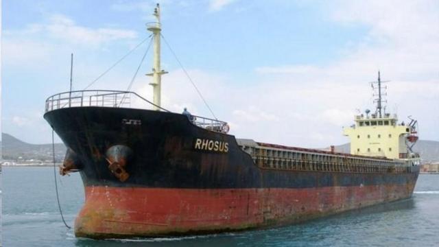 به این کشتی پس از آن که در سال ۲۰۱۳ در بندر بیروت پهلو گرفت، اجازه خروج داده نشد