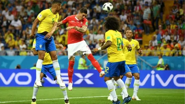 Awọn agbabọọlu lénu iṣẹ wọn