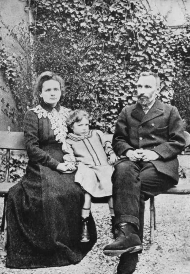 Pierre y Marie Curie