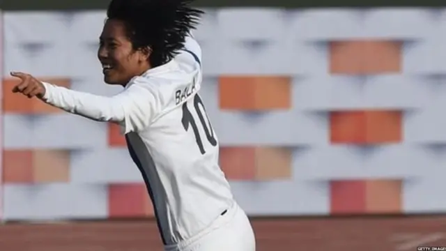 नगंगोम बाला देवी, स्कॉटलंड रेंजर्स