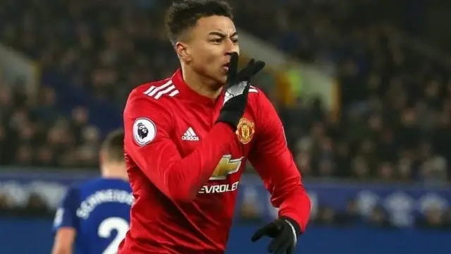 Kiungo wa kati wa Manchester United Muingereza Jess Lingard,mwenye umri wa miaka 26, alifumfungukia meneja Ole Gunnar Solskjaer