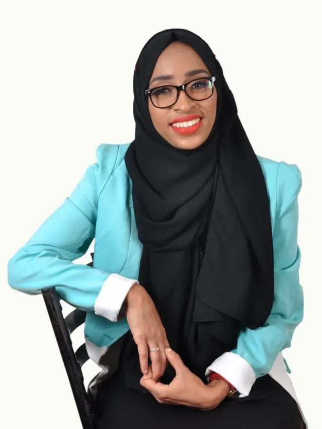 Ninka loo guuriyay Caasha laftiisa waxa uu ahaa wiil yar oo markaas dhammeeyay dugsiga sare