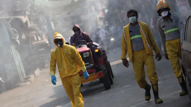 मुबंई में सफ़ाईकर्मी