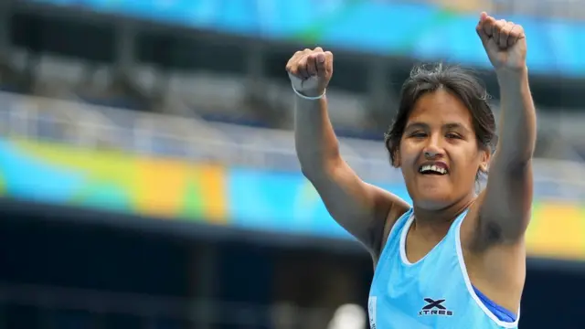 Yanina Martínez gana oro