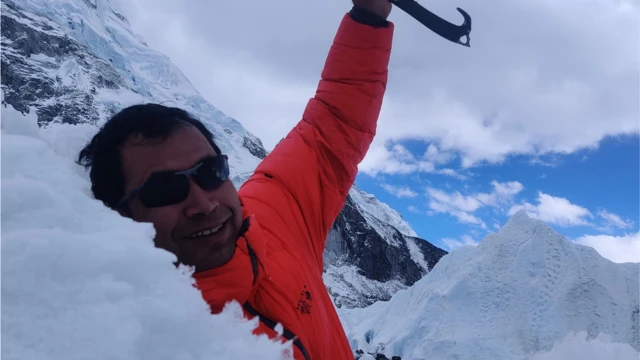 खिमलाल गौतम।