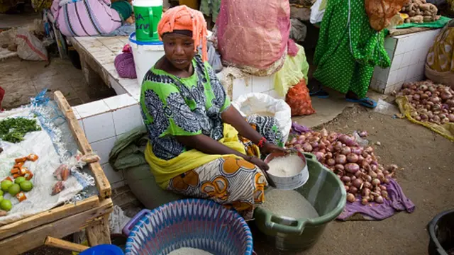 Femme au marché