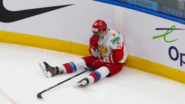 Захар Бардаков после поражения в матче со сборной Финляндии
