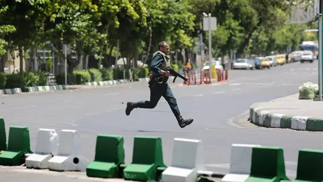 سپاه پاسداران: هیچ خون پاکی را بدون انتقام نمی‌گذاریم