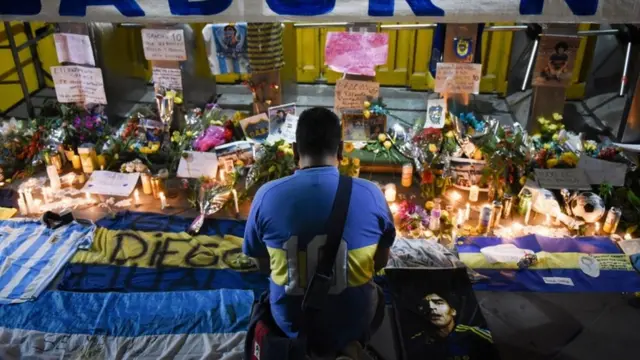 آرژانتین پس از از دست دادن فوق ستاره فوبتالش در ماتم فرو رفته است