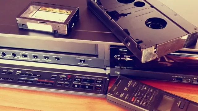Video cassette recorder