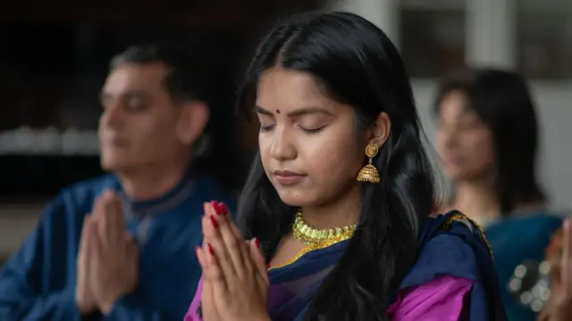 பிரார்த்தனை செய்யும் போது அவரது மூளைக்குள் என்ன நடக்கிறது