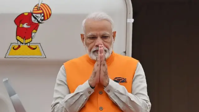 नरेंद्र मोदी
