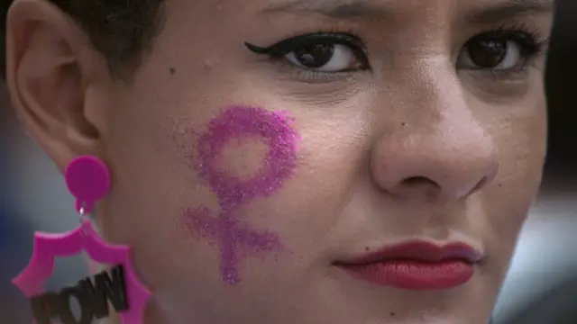 स्त्रीवादी हॅशटॅग