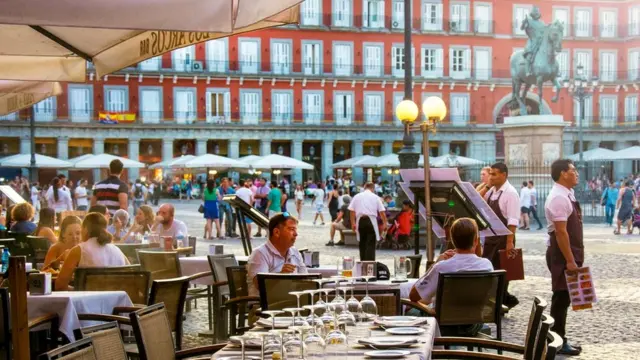 "Собремеса часто приносит даже больше удовольствия, чем сама еда", - уверен Дани Карнеро