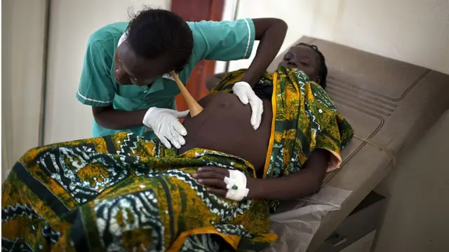 Oloyun ati olutọju alaisan