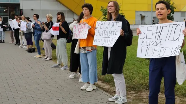 Huelgas en la planta de vehículos de MZKT en Minsk, el 20 de agosto.