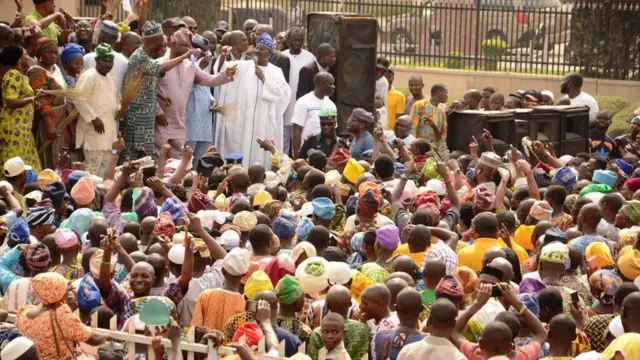 Ipade ipolongo ibo kan