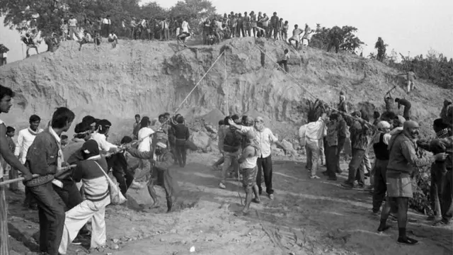 بابری مسجد انہدام