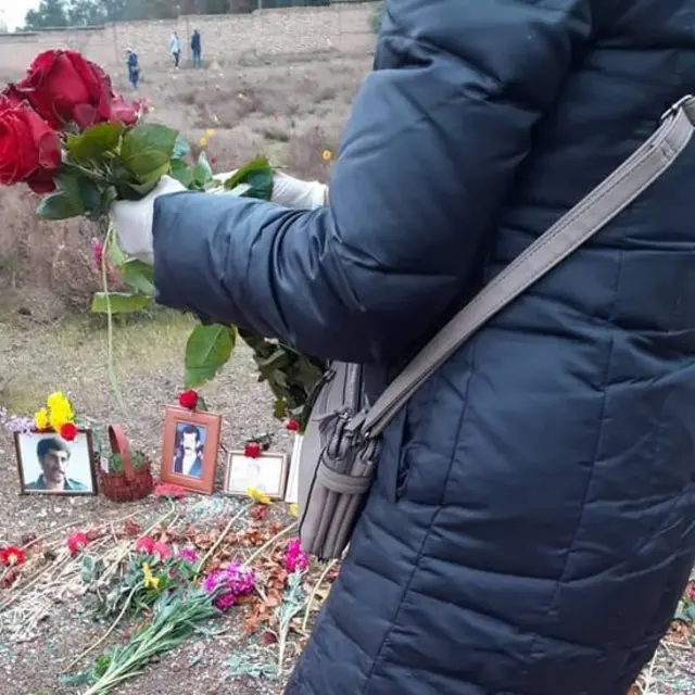 خانواده‌های اعدامیان دهه شصت که ساکن ایران هستند در نامه خود با خانواده بهاییان ابراز همبستگی کرده‌اند