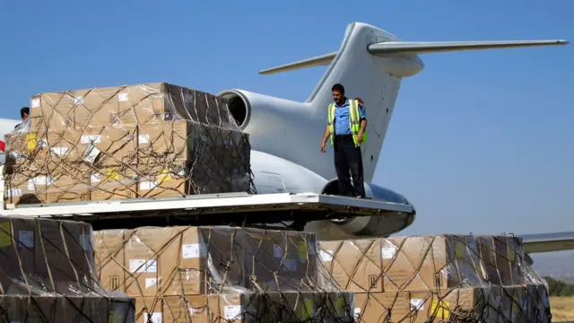 طائرة في مطار صنعاء الدولي