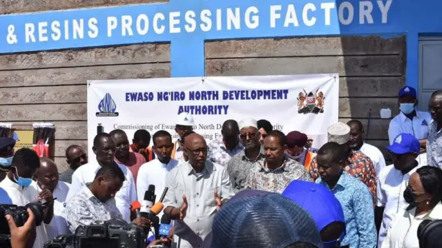 Xafladda furitaanka warshadda