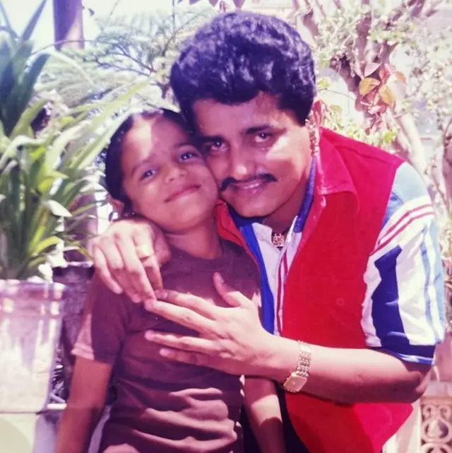 મણિરાજ બારોટ, ગુજરાતી ગીતો, નવરાત્રિ, લોકગીત, ગુજરાતી લોકસાહિત્ય