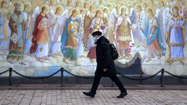 Жорсткий карантин в Україні. Що відомо про плани влади