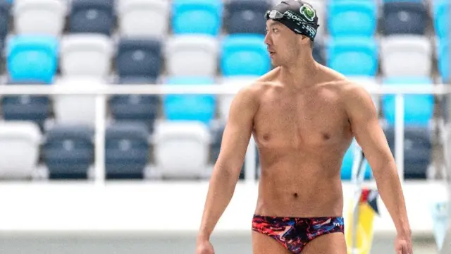 အသက် ၆ နှစ်က စပြီး ရေကူး အားကစားကို တစိုက်မတ်မတ် လုပ်ခဲ့