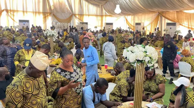 Aworan awọn alejo nibi eto isinku iya Sunday Igboho