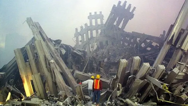 Moto ulisababisha uharibifu mkubwa kwa nguzo za majengo