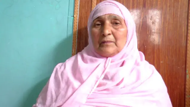 गुलज़ार अहमद की माँ सराह बेगम