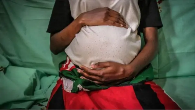 કેન્યામાં હાલનાં વર્ષોમાં કિશોરાવસ્થામાં ગર્ભવતી થવાના મામલા વધ્યા છે.