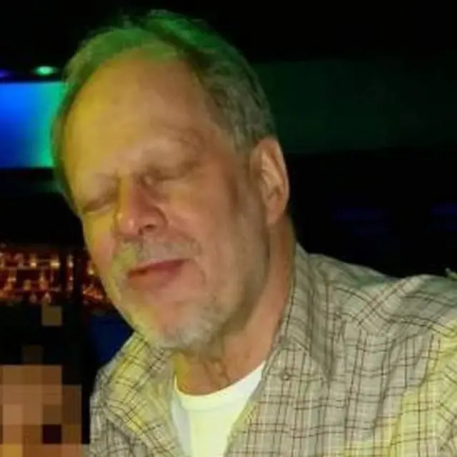 Stephen Paddock, melepaskan tembakan dari lantai 32 hotel Mandala Bay.