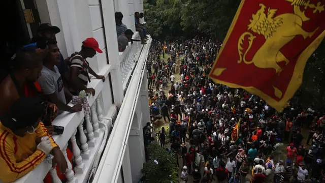 இலங்கை போராட்டம்