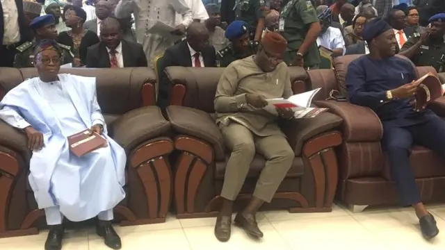 Awọn gomina ẹkun iwọ oorun guusu