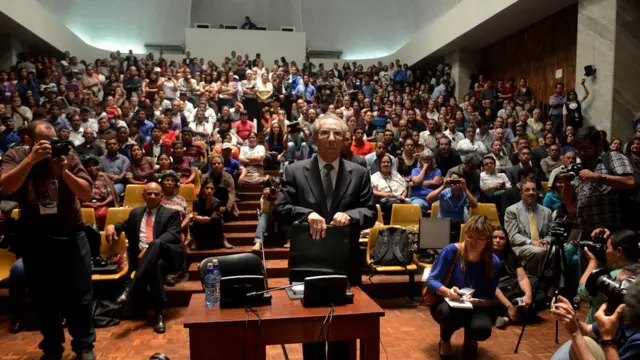 Efraín Ríos Montt en su juicio