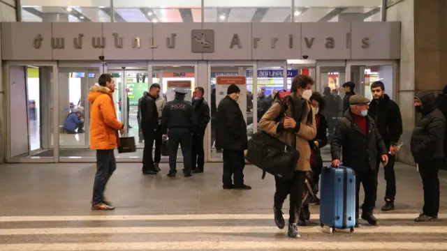 Türkiye ile Ermenistan arasındaki yeni normalleşme süreci kapsamında İstanbul-Erivan doğrudan uçuşları yeniden başladı. Fotoğrafta Erivan Zvartnots Havalimanı görülüyor.