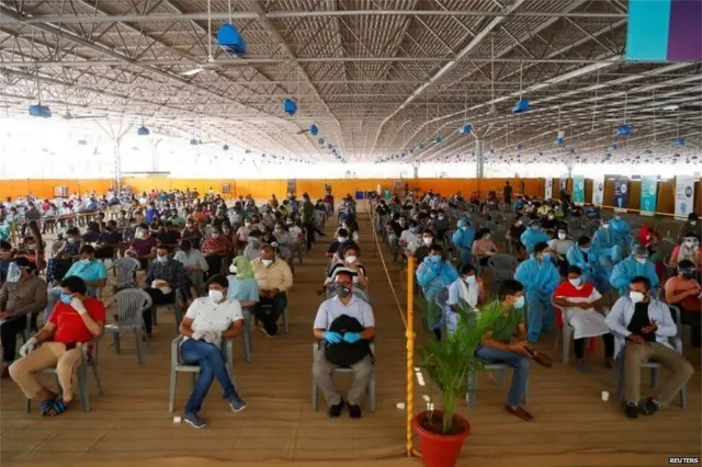 कोरोना लसीकरण
