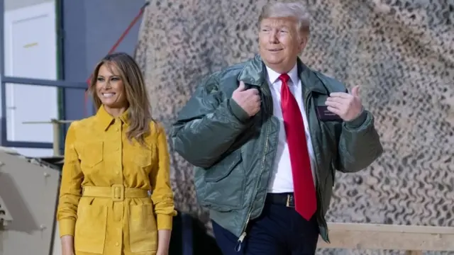 अमरीकी राष्ट्रपति डोनल्ड ट्रंप और अमरीका की फर्स्ट लेडी मेलानिया ट्रंप