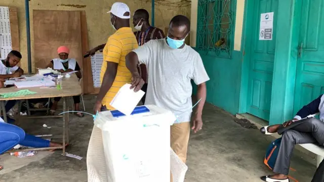 6,5 millions d'électeurs appelés aux urnes