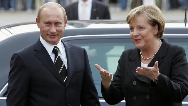 Putin va Merkel